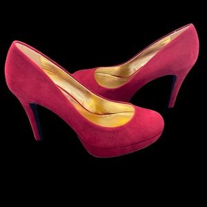 Women’s Red Suede Style &Co Heels, Size 7